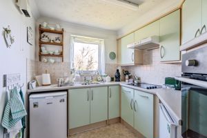 KITCHEN- click for photo gallery